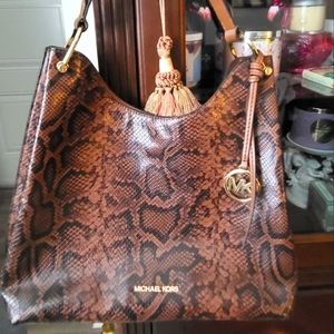 Michael kors purse